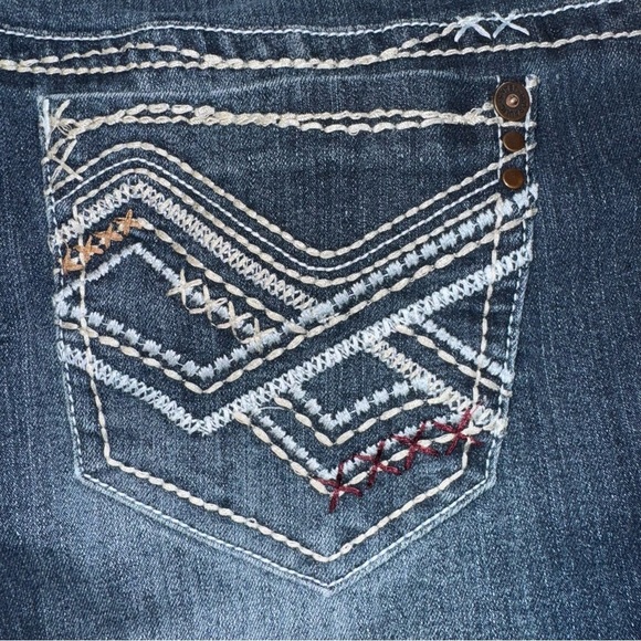 Hydraulic Jeans Womens 36X31 Blue Flare Low Rise Embroidered Pockets Distressed - Picture 1 of 9
